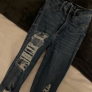 holister ripped jeans